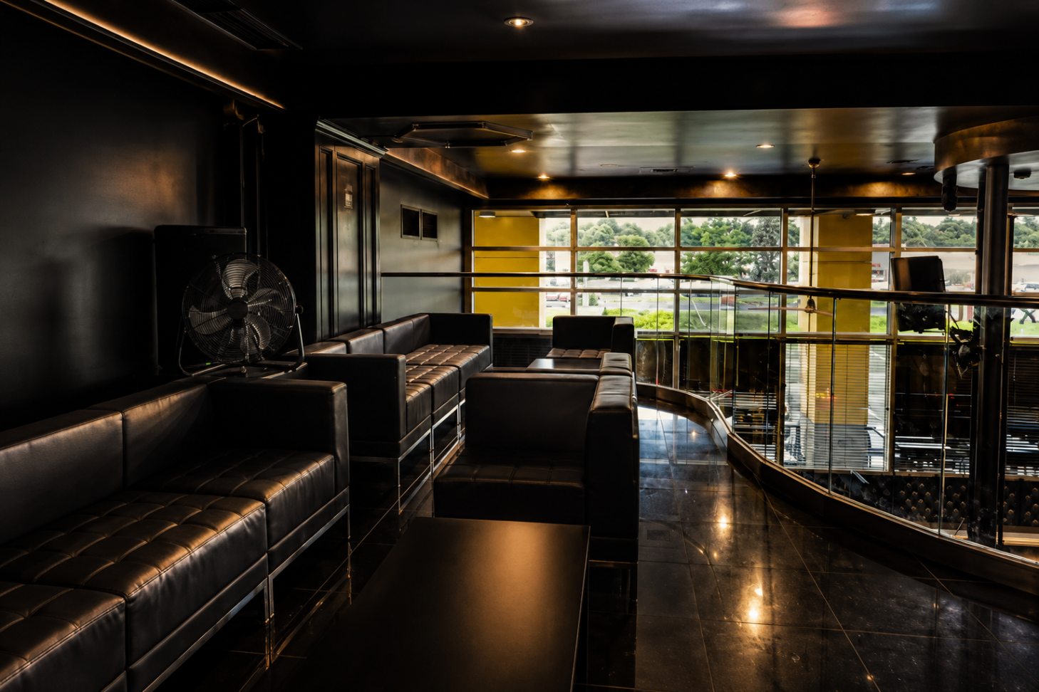Cross Ultra Lounge 2.0 mezzanine seating area overlooking the bar