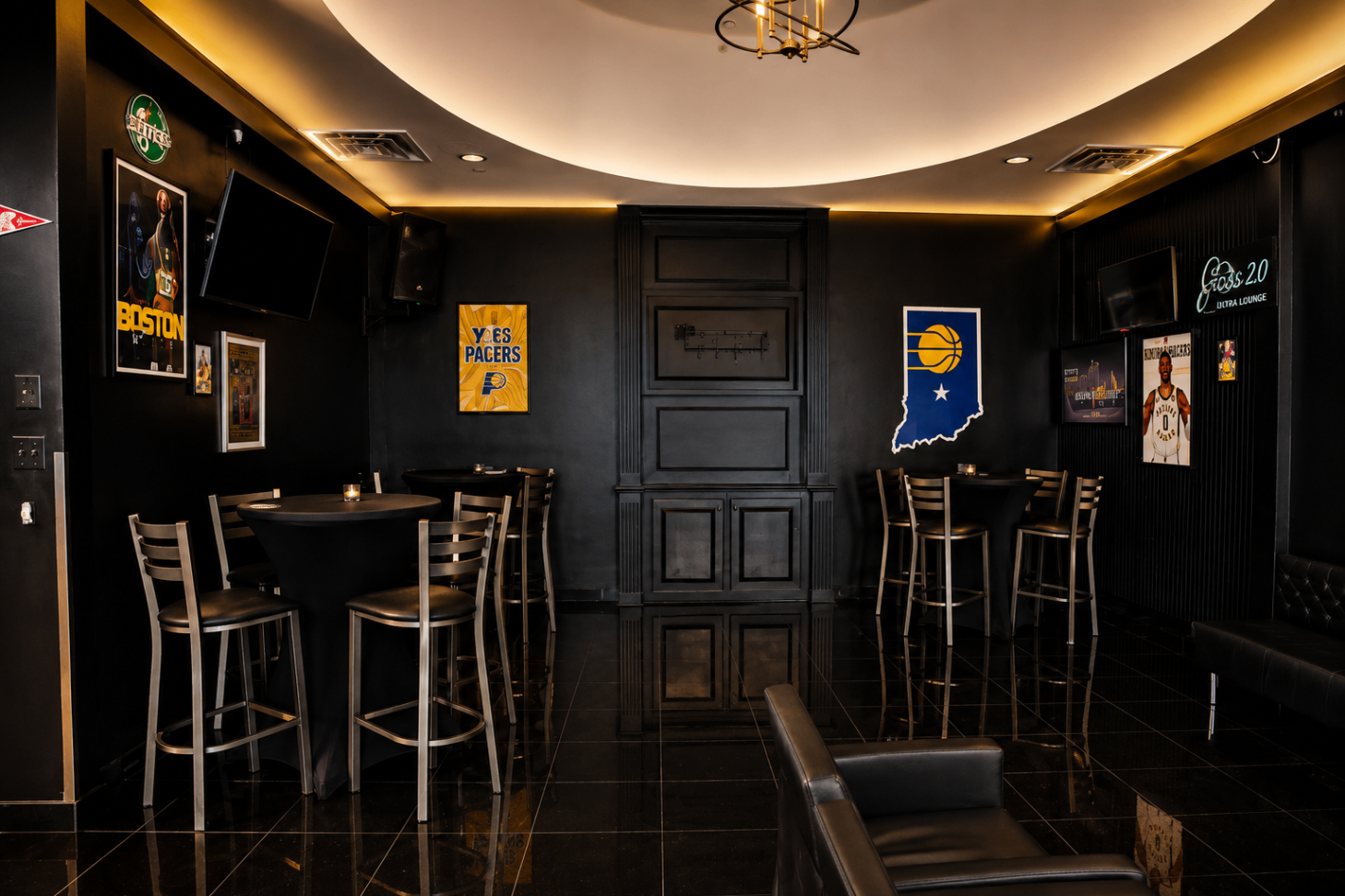 Cross Ultra Lounge 2.0 private dining room
